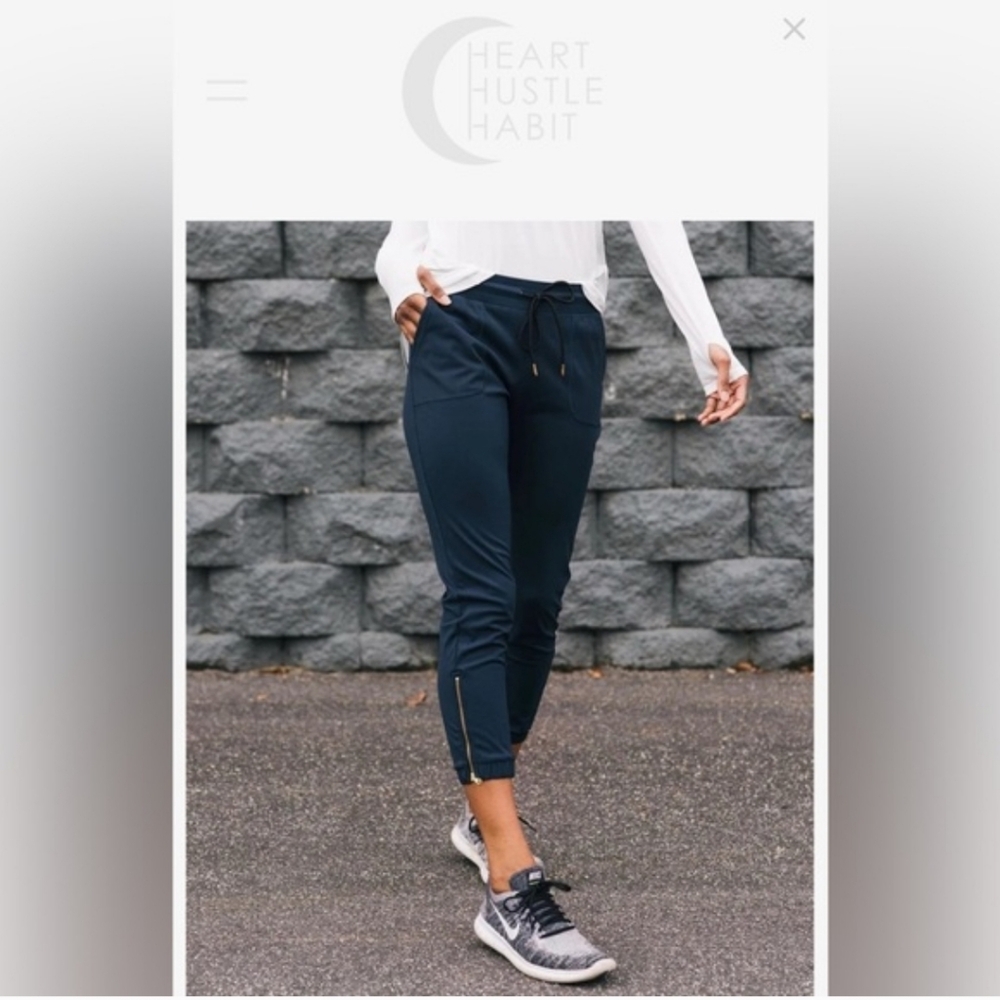 Zyia Active Peak Olive Green Jogger Pants with Zipper Detail